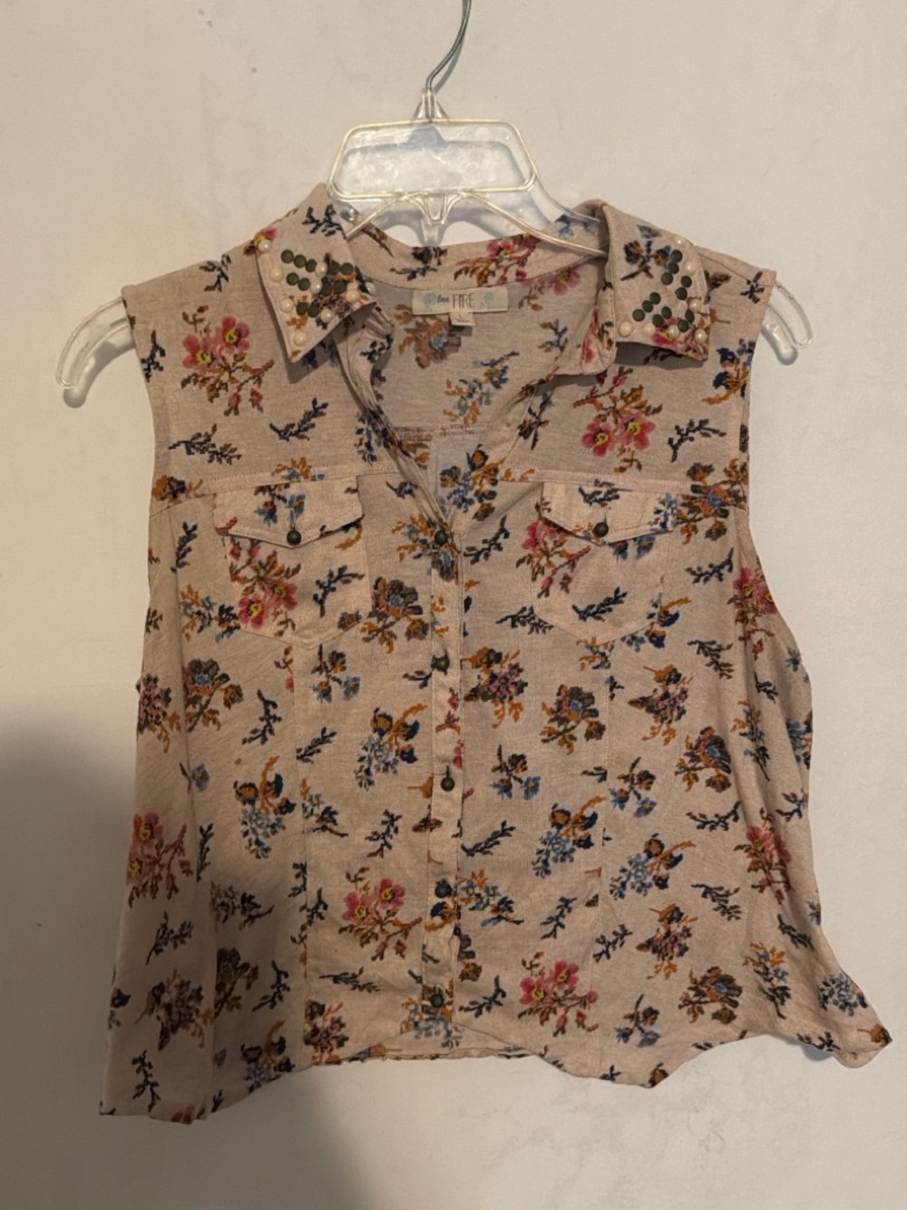 Love, Fire Floral Studded Collar Sleeveless Blouse – Boho Indie Top 🌸